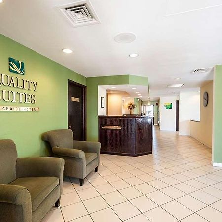 Quality Suites ハントバレー インテリア 写真
